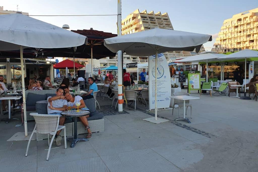 Studio Cabines 6 Couchages 150 M De La Plage Et A Quelques Secondes Des Commerces Wifi Gratuit La Grande-Motte Exterior foto